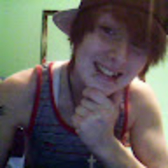 Meet your Posher, Maddison - Picture 1 of 1